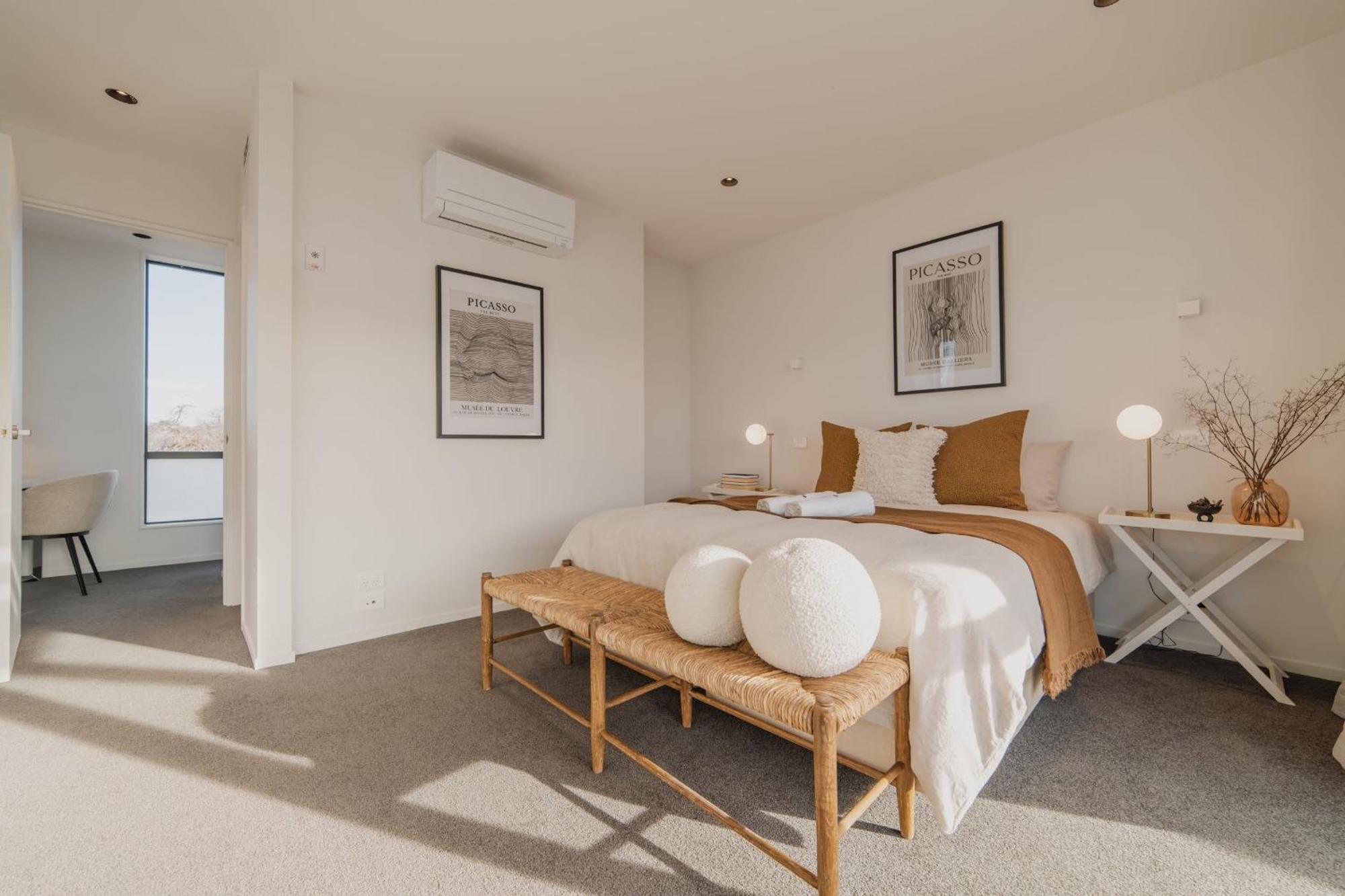 Chic And Contemporary Living At Cambridge Terrace Villa Christchurch Ngoại thất bức ảnh